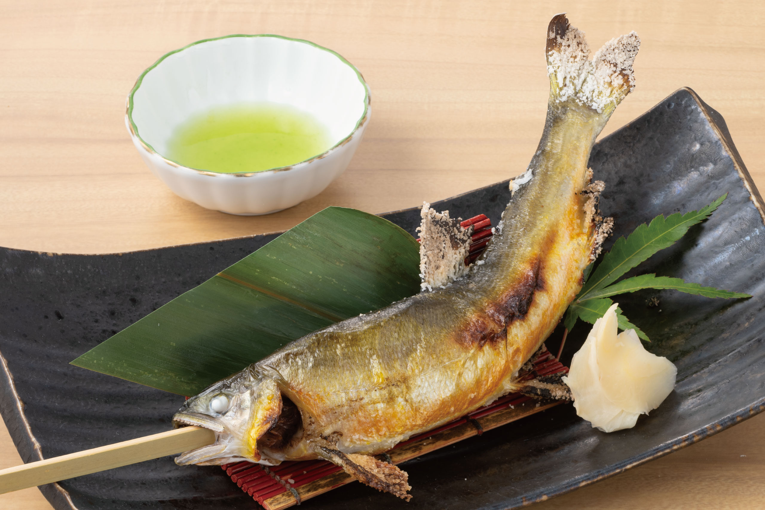 庄や旬メニュー　2025年6月　海鮮　焼き　鮎の塩焼き　庄や　㈱かんなん丸